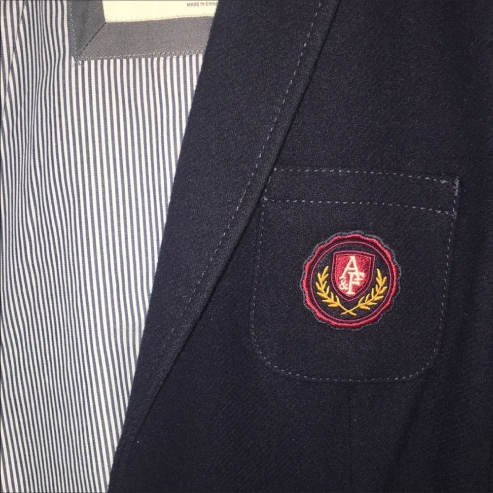 Abercrombie & Fitch 3 Quarter sleeve navy blazer